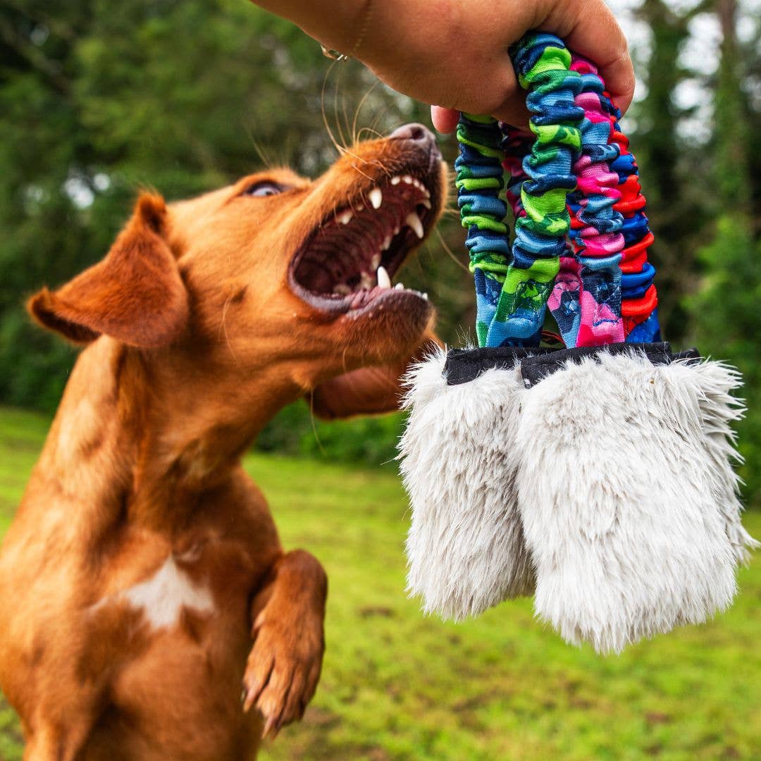 Tug-E-Nuff Faux Fur Pocket Bungee Squeaker