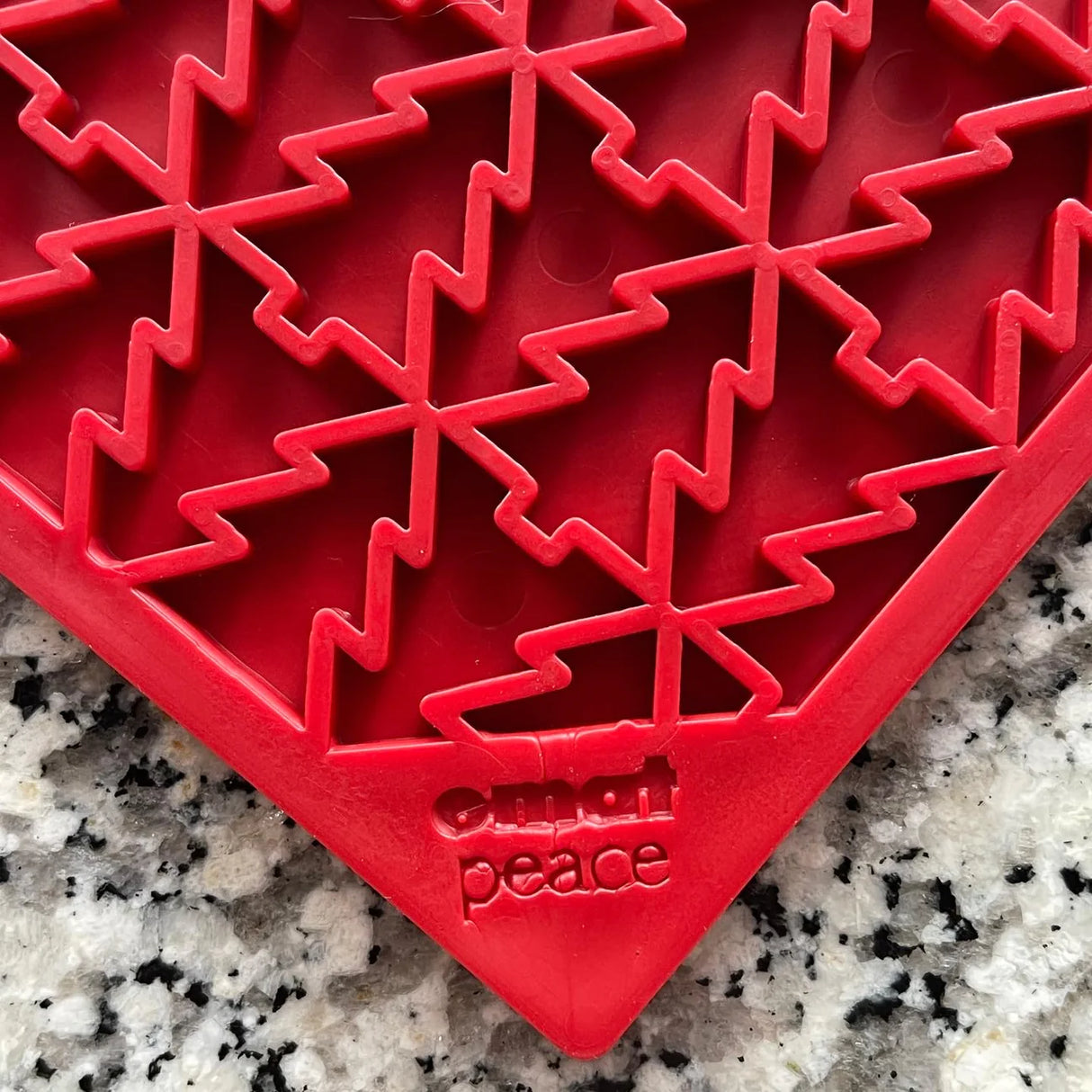 SodaPup Lick Mat "Peace" - Red - Large