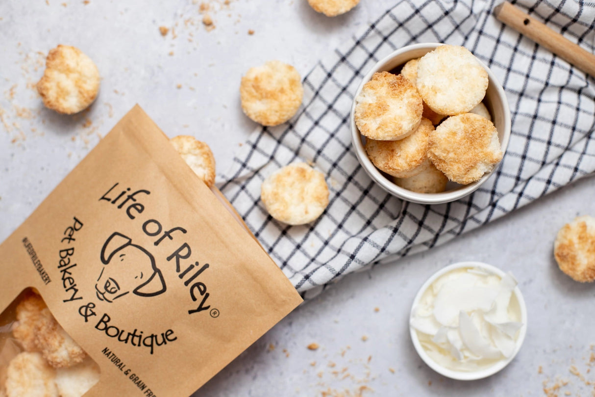 Life Of Riley Coconut Macaroon Pouch