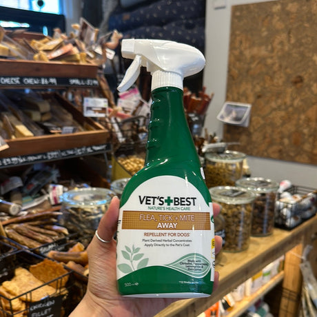 Vets Best Flea Tick and Mite Away Spray 500ml