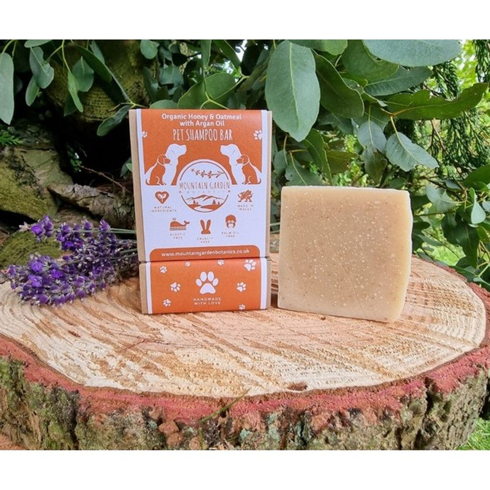 Mountain Garden Botanics Pet Shampoo Bar Honey and Oatmeal with Argan Oil Scented with Lavender