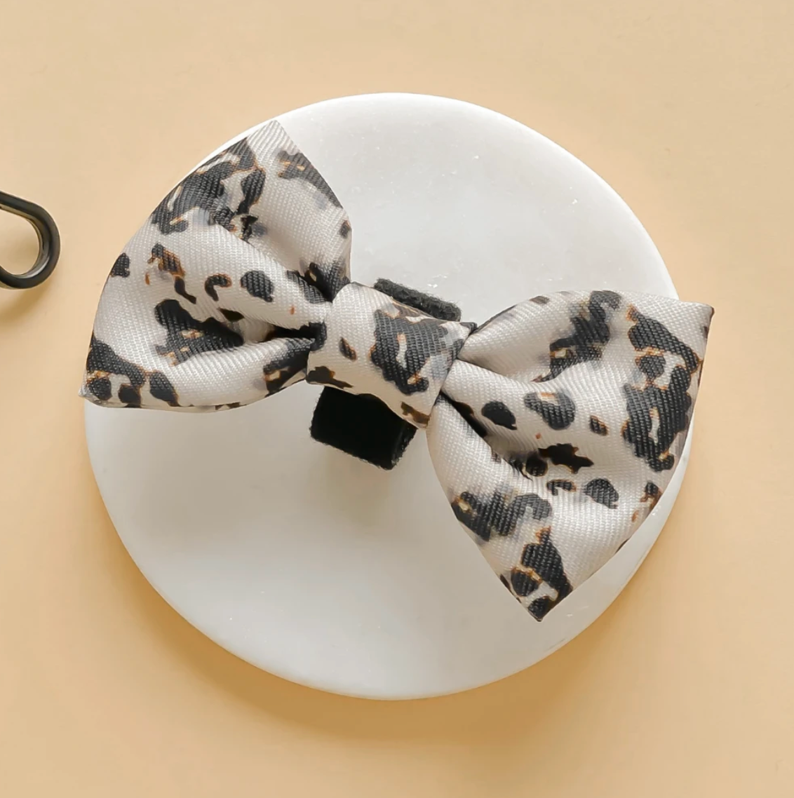 Cocopup Ivory Tort Bow Tie