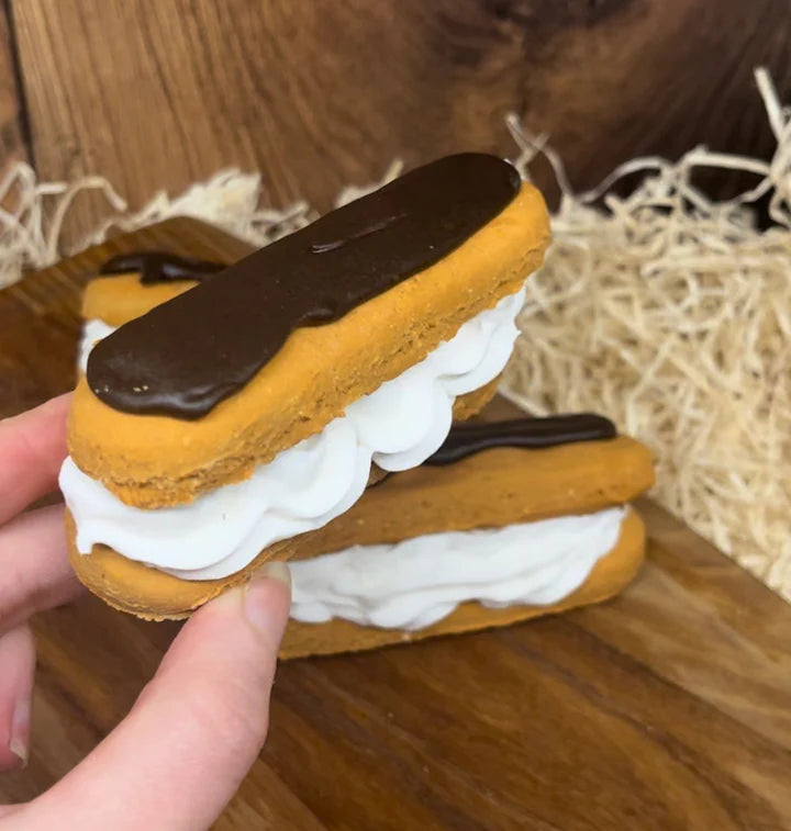 Life Of Riley Dog Bakery Dog Eclairs