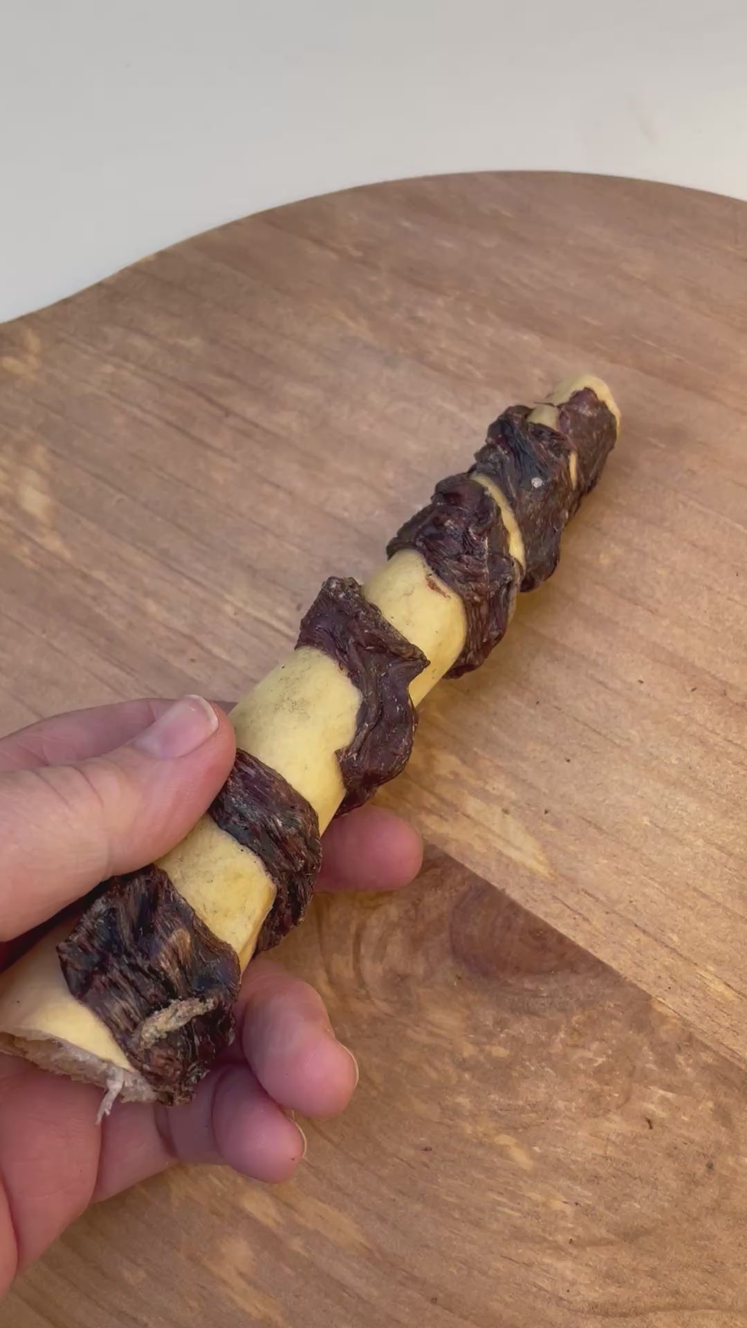 Doodles Deli Air Dried Buffalo Tail with Steak 15cm